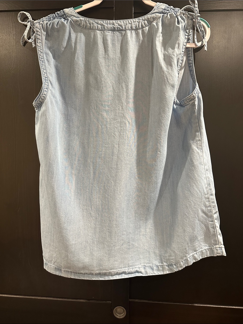 J. Jill Light Chambray V-Neck Tank with Tie Shoulders - Picture 4 of 4